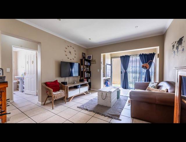 2 BEDROOM APARTMENT FOR SALE IN GLENLILLY